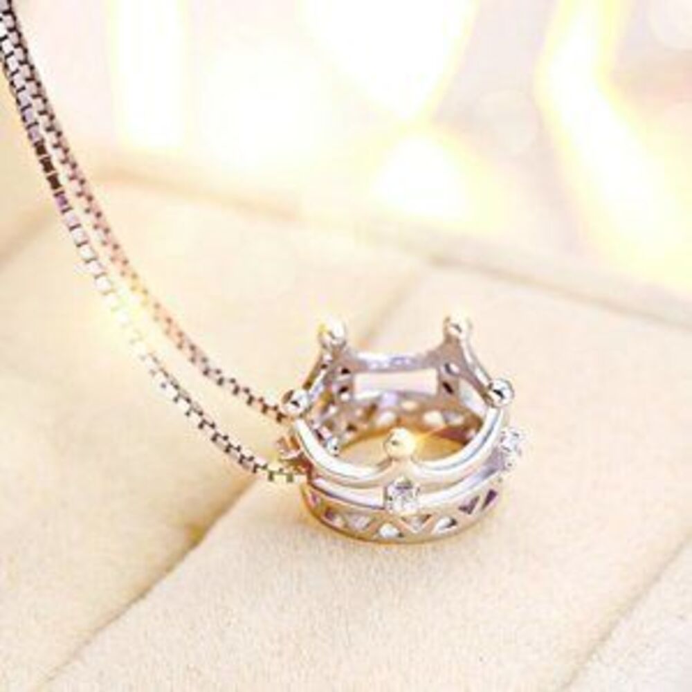 NEW 925 Sterling Silver Diamond Crown Necklace K